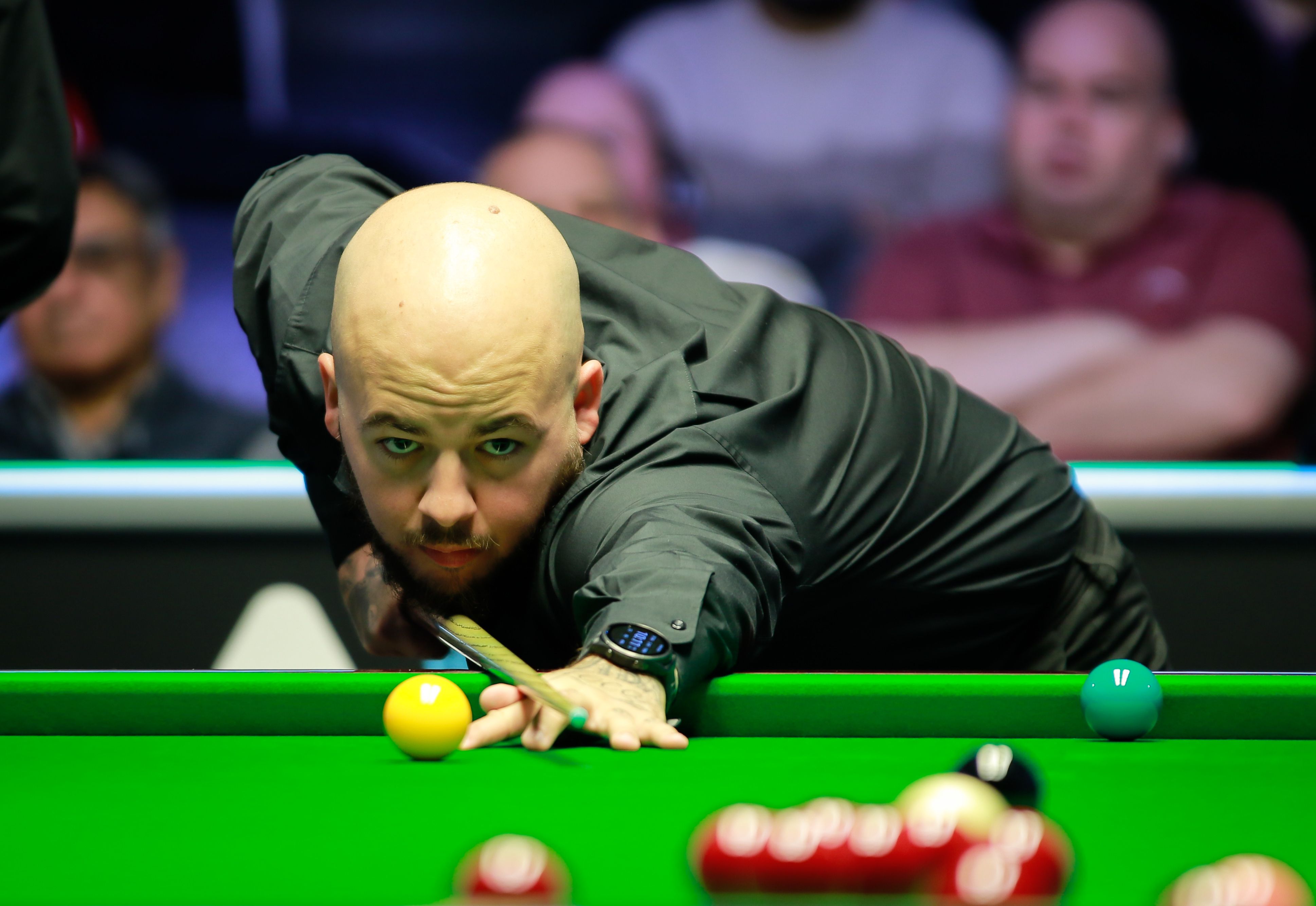 某位球员完 某位球员完