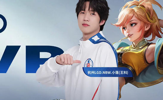 具戏剧性的 具戏剧性的