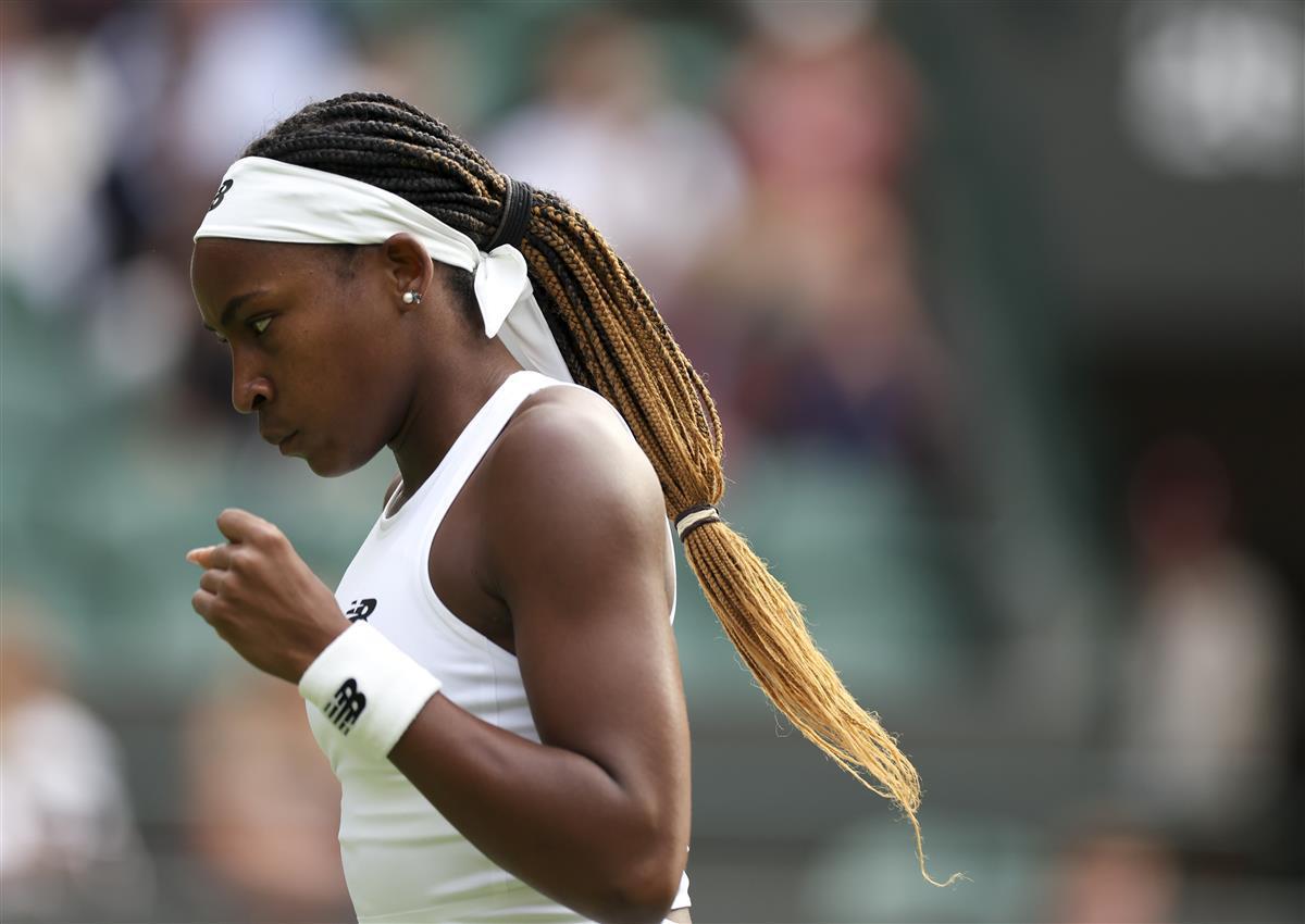 首钢在投篮 首钢在投篮