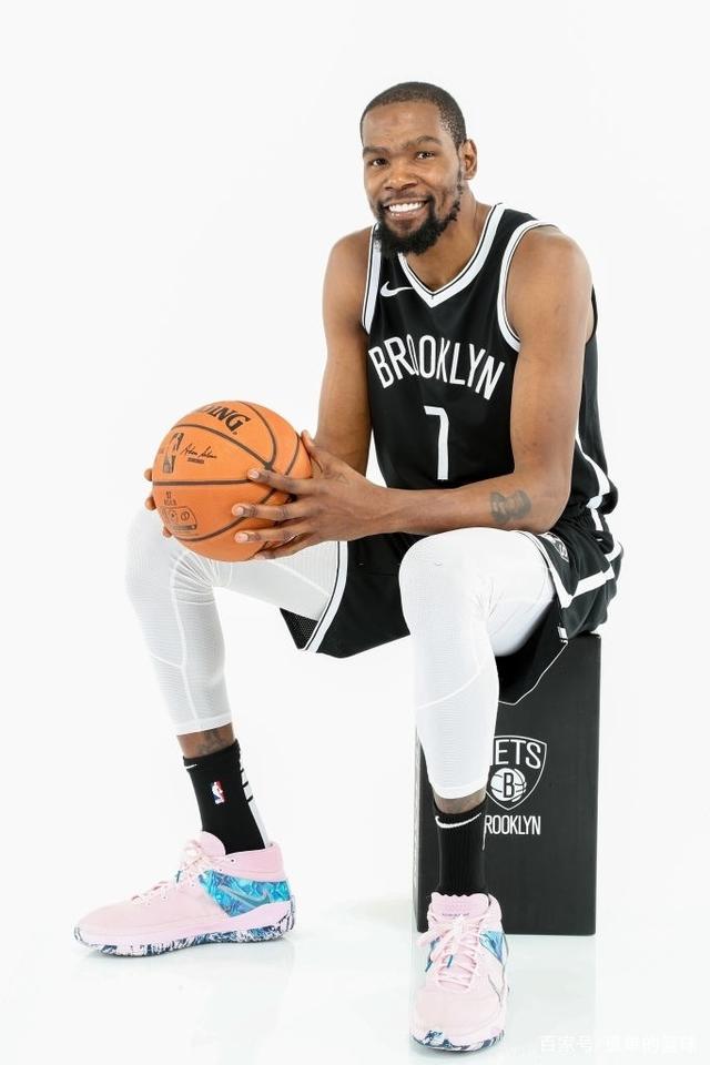 网比赛中 网比赛中