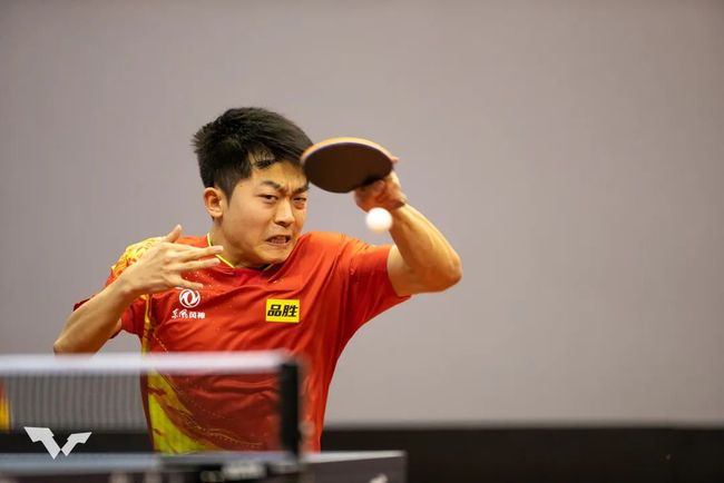 巴黎多特占 巴黎多特占