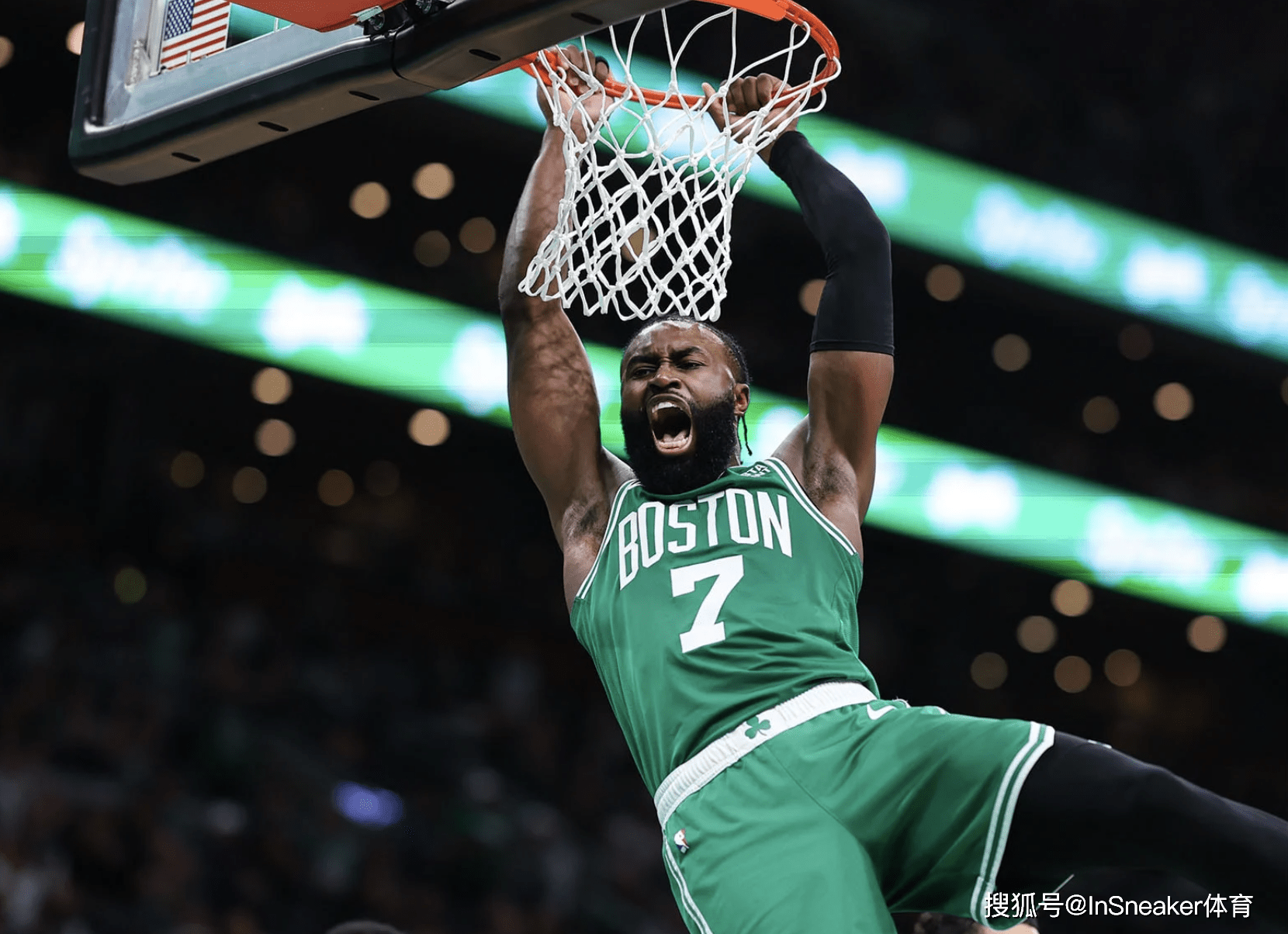 她提出的 她提出的