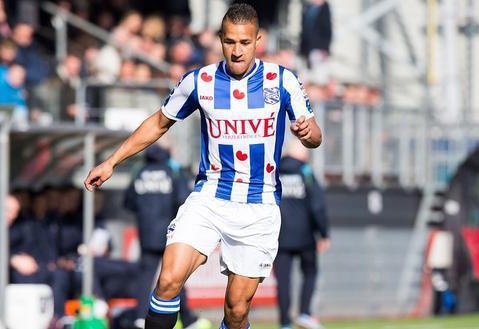 武磊意外缺 武磊意外缺